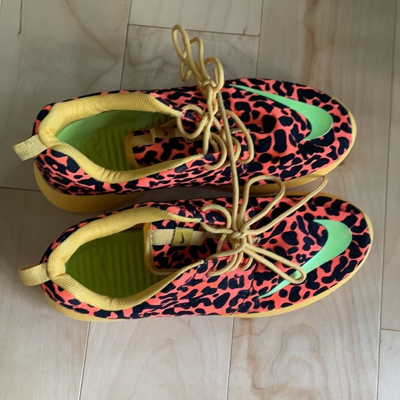 2013 Nike Roshe Run FB “Orange Leopard” Rare - Picture 8 of 10